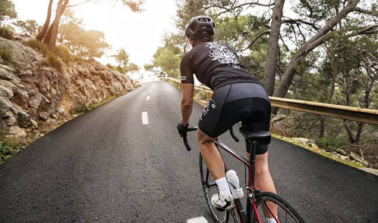 Cara Tetap Bisa Ngebut di Tanjakan